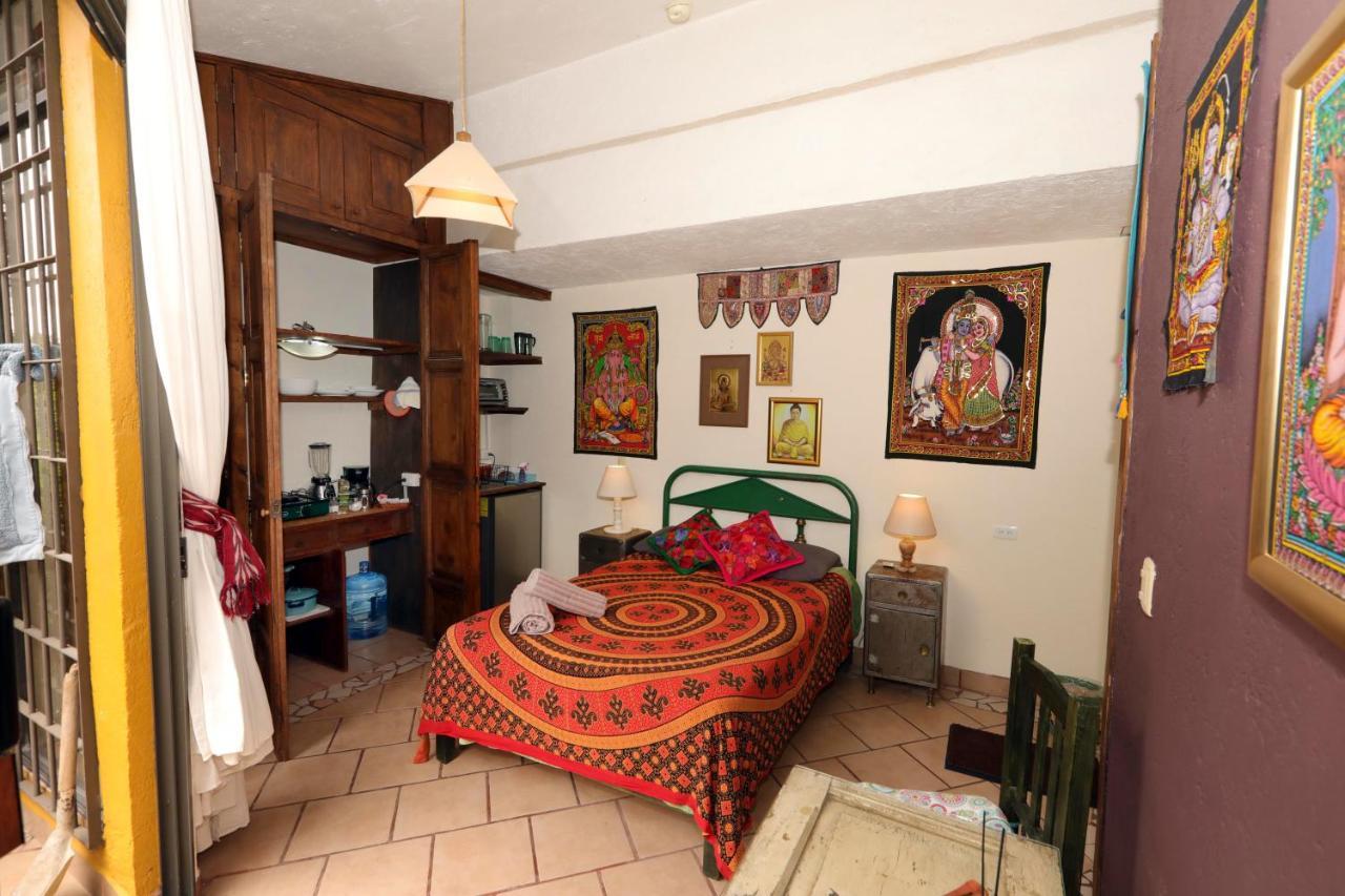 Majikal B&B - Krishna Cholula Eksteriør billede
